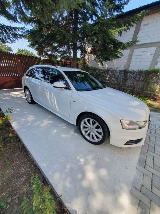 Vând Audi A4 Avant S-line 2.0 TDI 2015