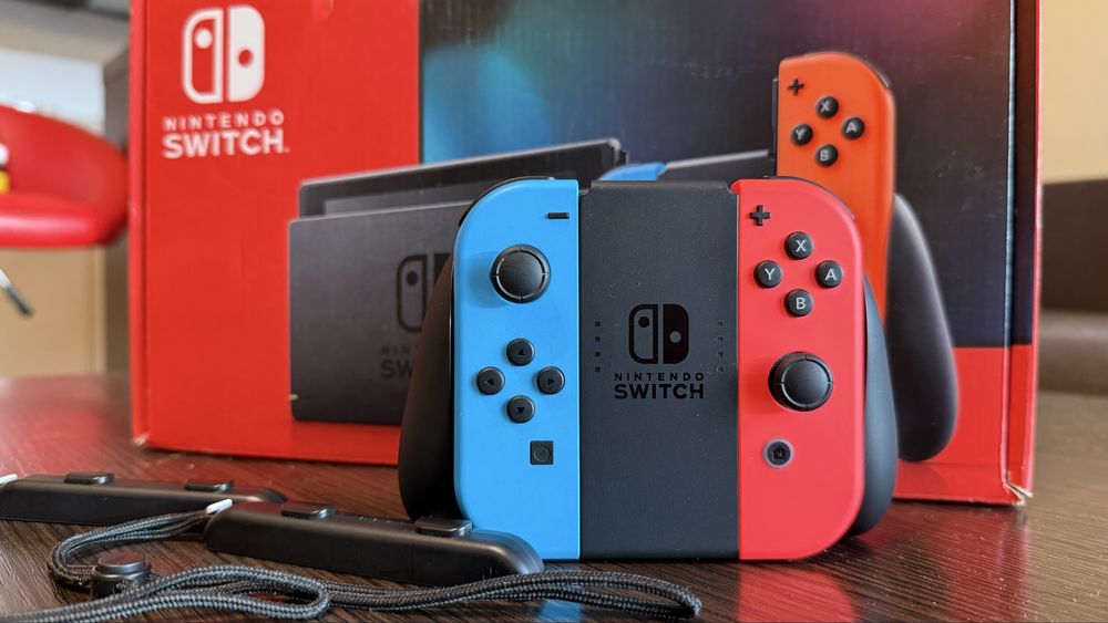 Consola NINTENDO SWITCH (Neon Red & Blue Joy-Cons) – full box