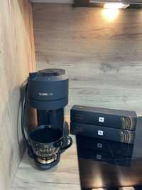 Expresor Nespresso aproape nou si cadou doua cutii cu capsule de cafea