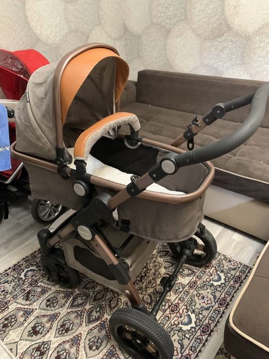 Продам детскую коляску трансформер