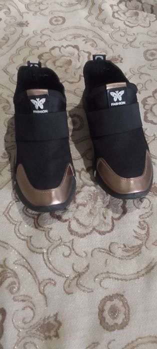 Женская обувь продам