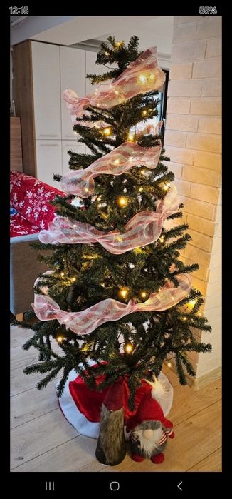 Brad artificial ca nou