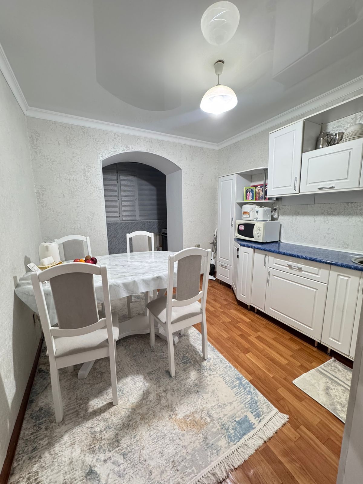 Продам 2 к.кв 6/6 этаж р-он 12 мкр,