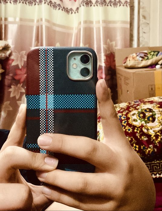 Айфон 11 64гб с коробкой