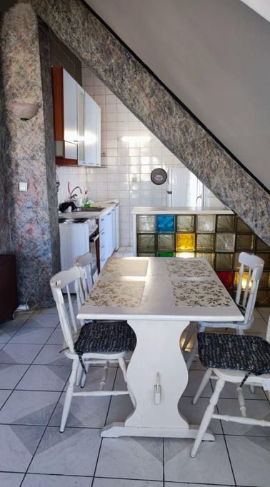 Дава се под наем Мезонет в София, Медицинска академия - 110 кв.м за 930 € - Снимка #1