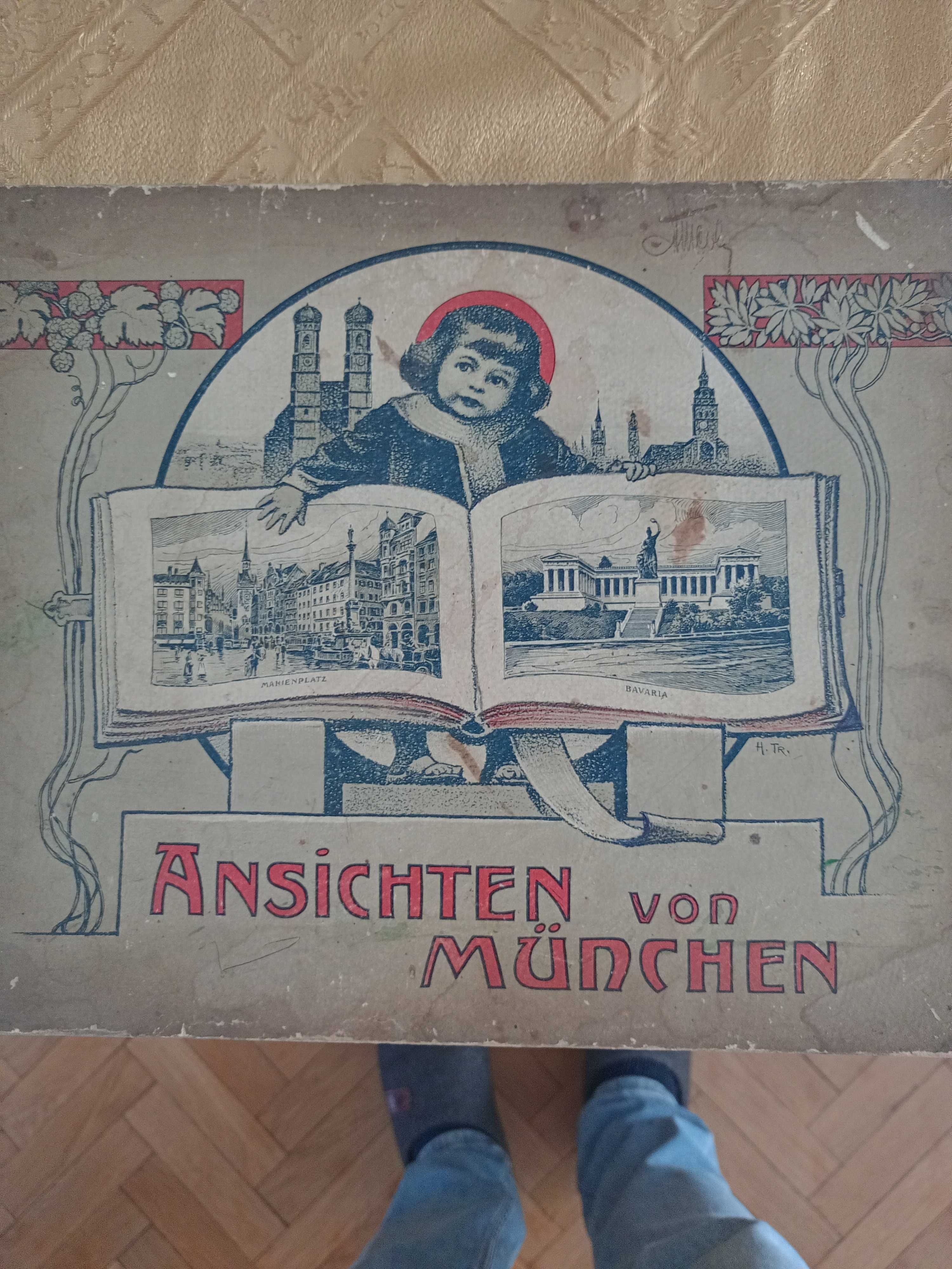 Много стар алманах със снимки от Мюнхен