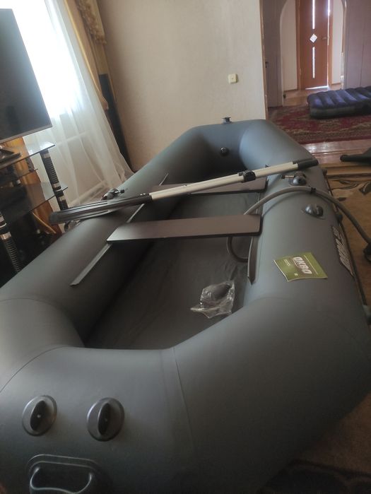 Лодка аквамастер 300