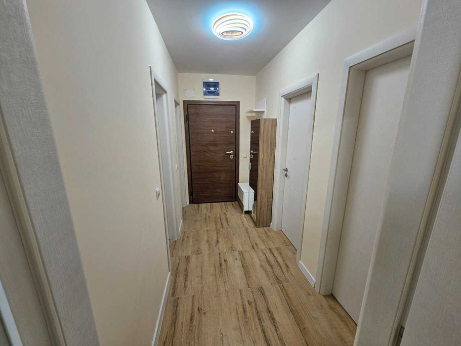 Дава се под наем Тристаен апартамент в София, Малинова долина - 100 кв.м за 918 € - Снимка #10