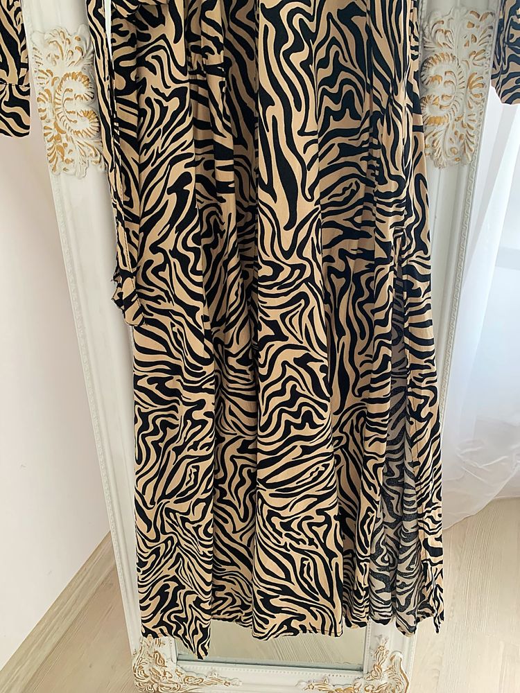 Rochie animal print Stradivarius