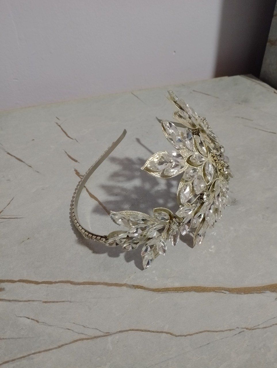 Diademala sotiladi