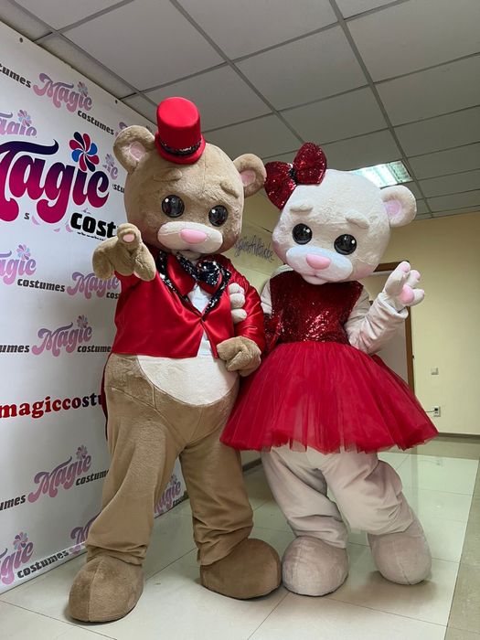 Набор: 2 больших мишки + костюм кролика (голова и платье)