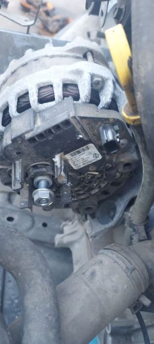 Alternator 1.6 sce dacia LODGY motor nissan 231001568R