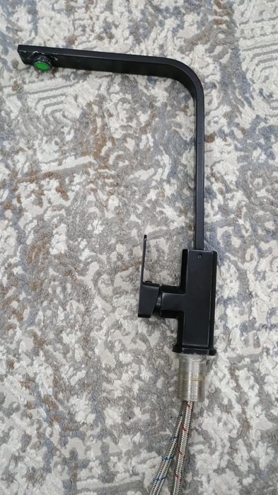 Семиситель сотилади