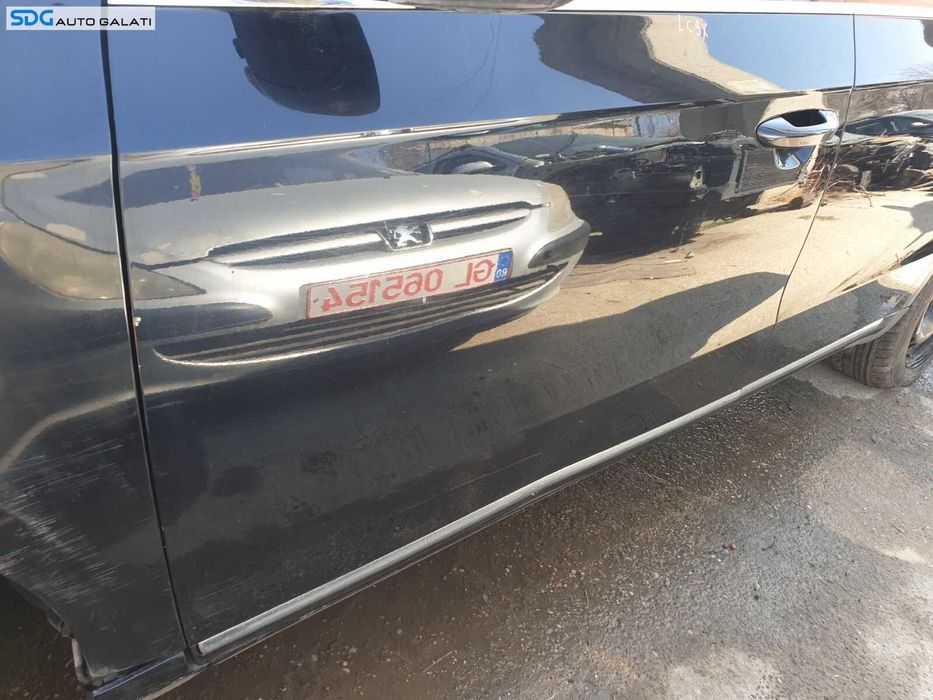 Usa Usi Portiera Portiere Stanga Fata cu DEFECT Volkswagen Passat B7 2010 - 2015 Culoare LC9X