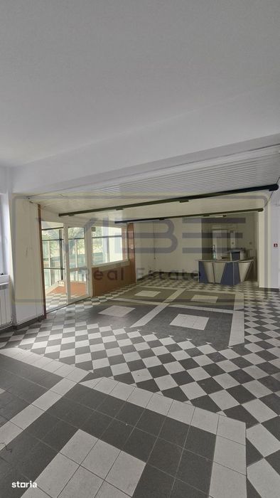 ULTRACENTRAL- Spatiu Comercial- Restaurant/ Showroom