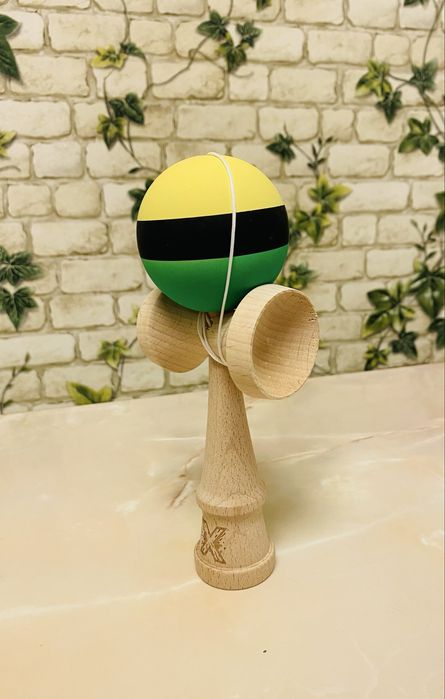 Kendama X din lemn