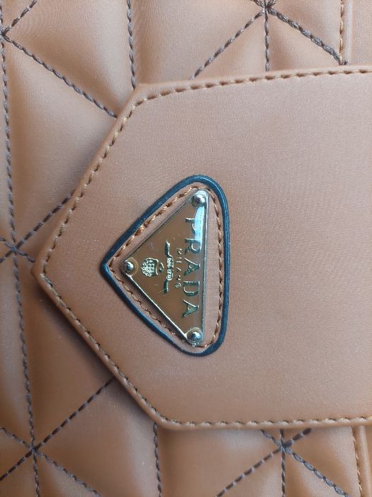 Geantă Prada cafenie