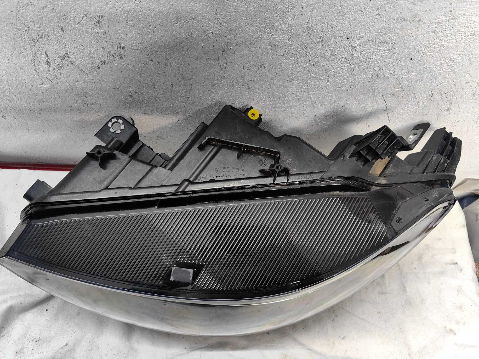 Оригинални  фарове Ляв Десен  Vw  ID3  Full Led