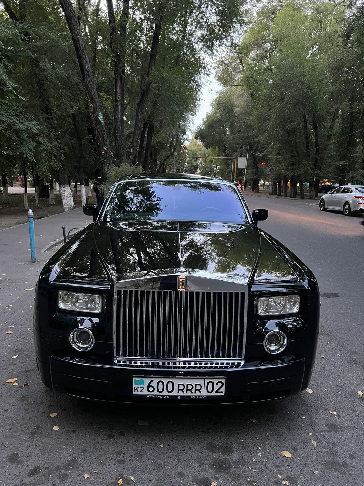 Прокат Авто RollsRoyce, Мерс 222