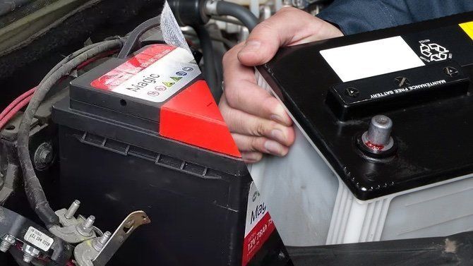 Аккумулятор Bosch Varta Delkor AGM EFB SMF Malibu Gentra Nexia