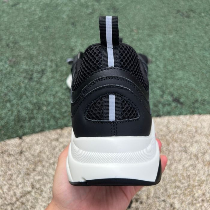 dior b22 negru cu alb