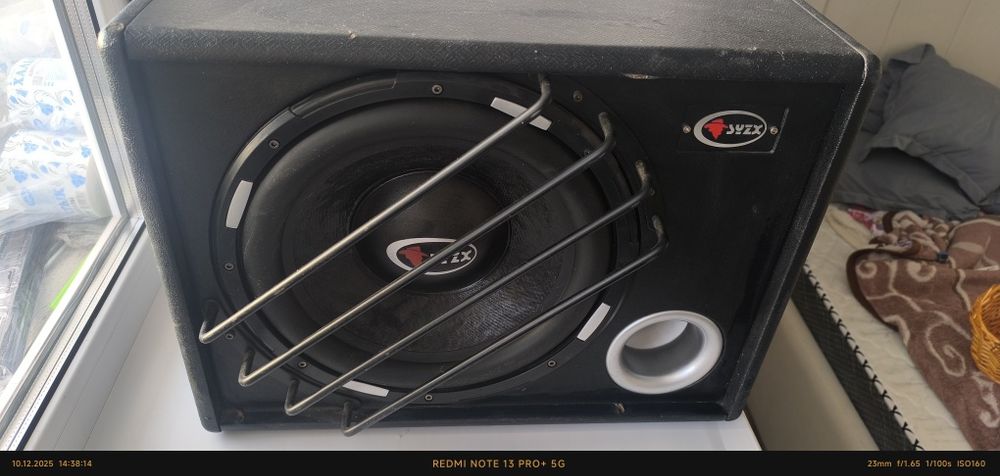 Сабвуфер SYZX с проводами новыми