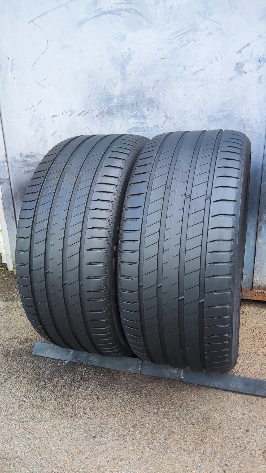 2бр. летни гуми 285/40/20 Michelin Latitude Sport 3 
dot22
6.9mm
Много