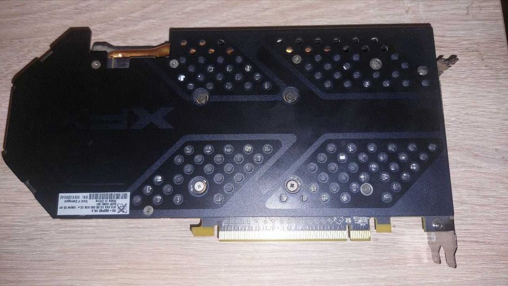 Placa video XFX Radeon RX 580 8GB