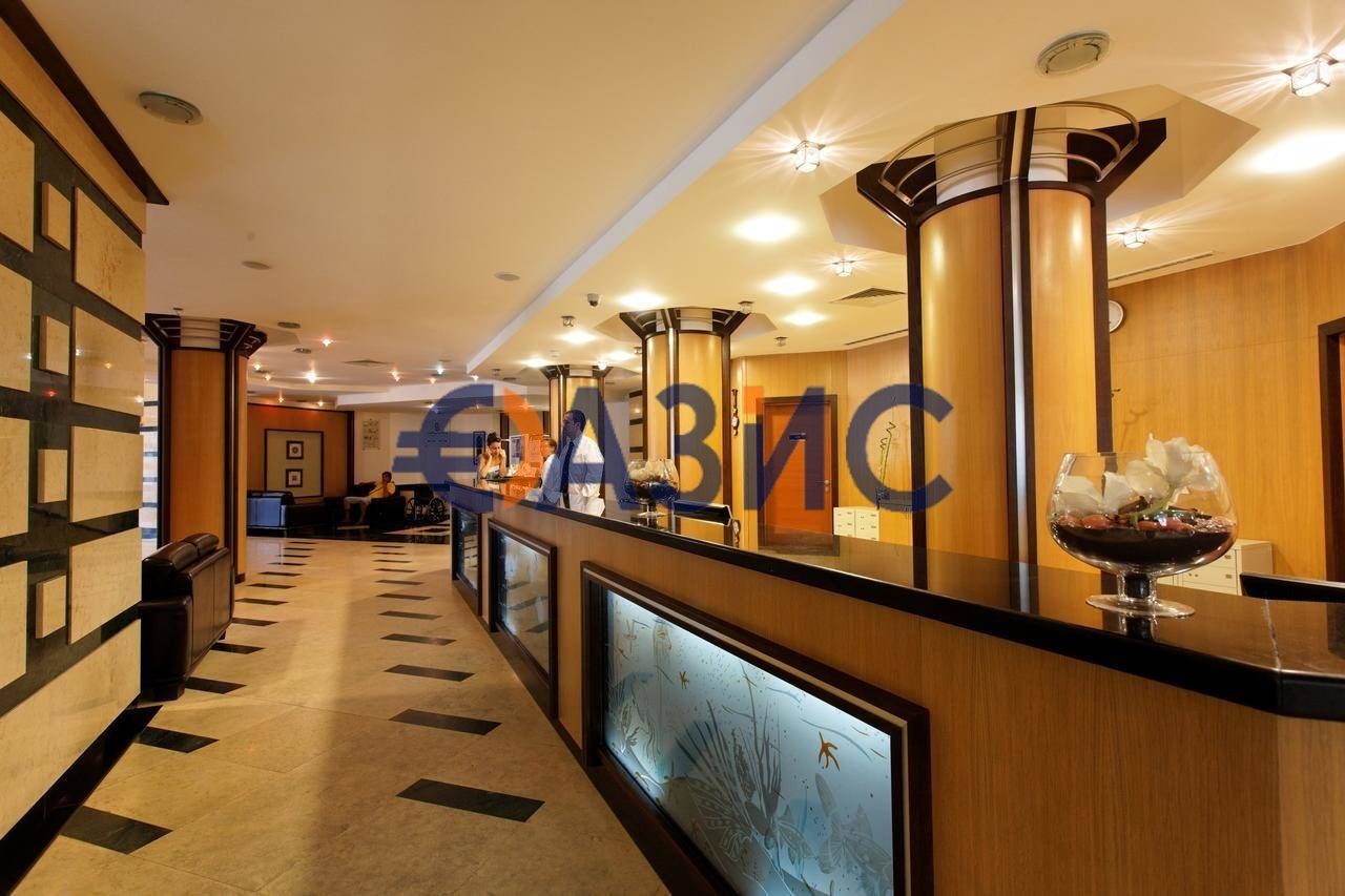 Апартамент с 1 спалня, 7-ми етаж, "Emerald Beach Resort & Spa",