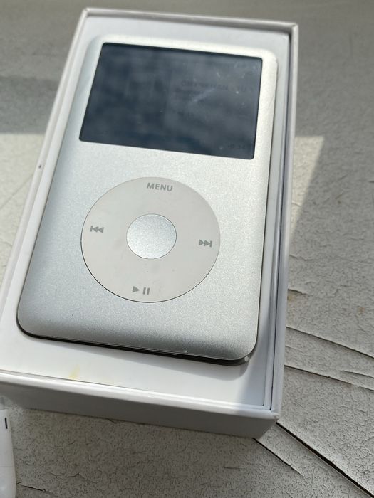 Ipod classic 160 gb silver