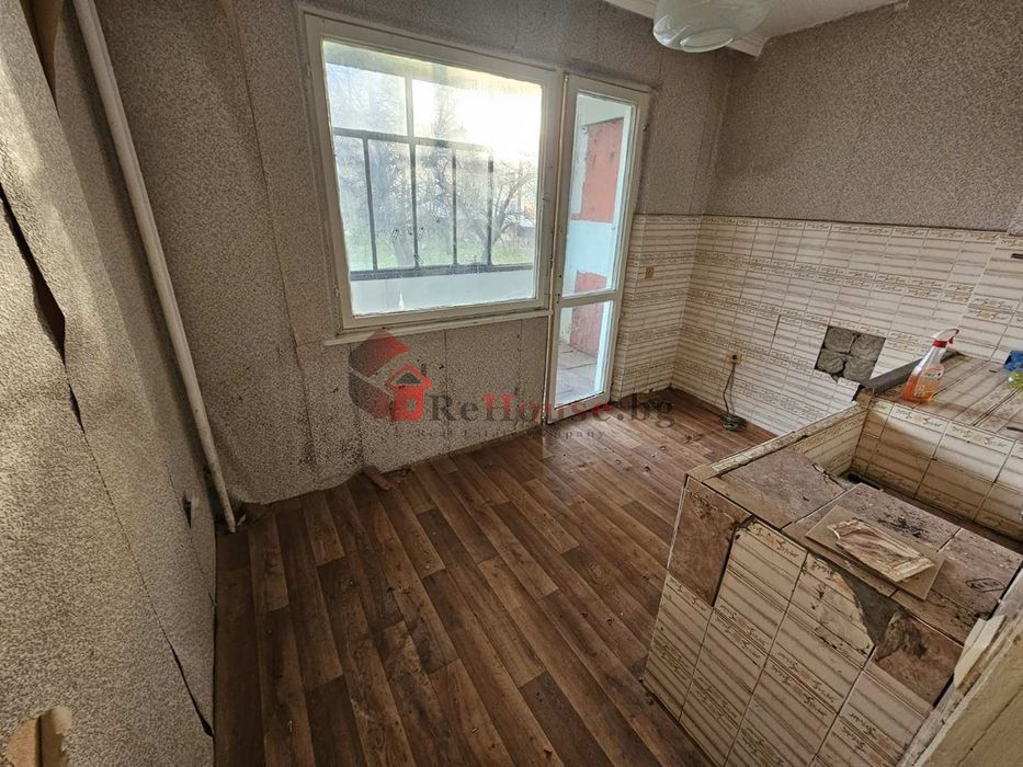Продава се Тристаен апартамент в Варна, Трошево - 65 кв.м за 1439 €/кв.м - Снимка #4