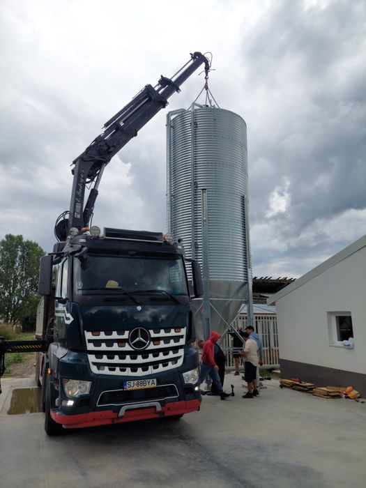 Vind Mercedes-Benz Arox