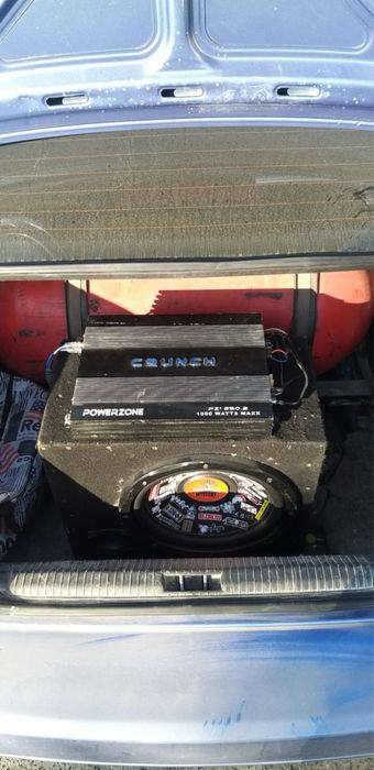 Alpine magnitol sotiladi 4/50w