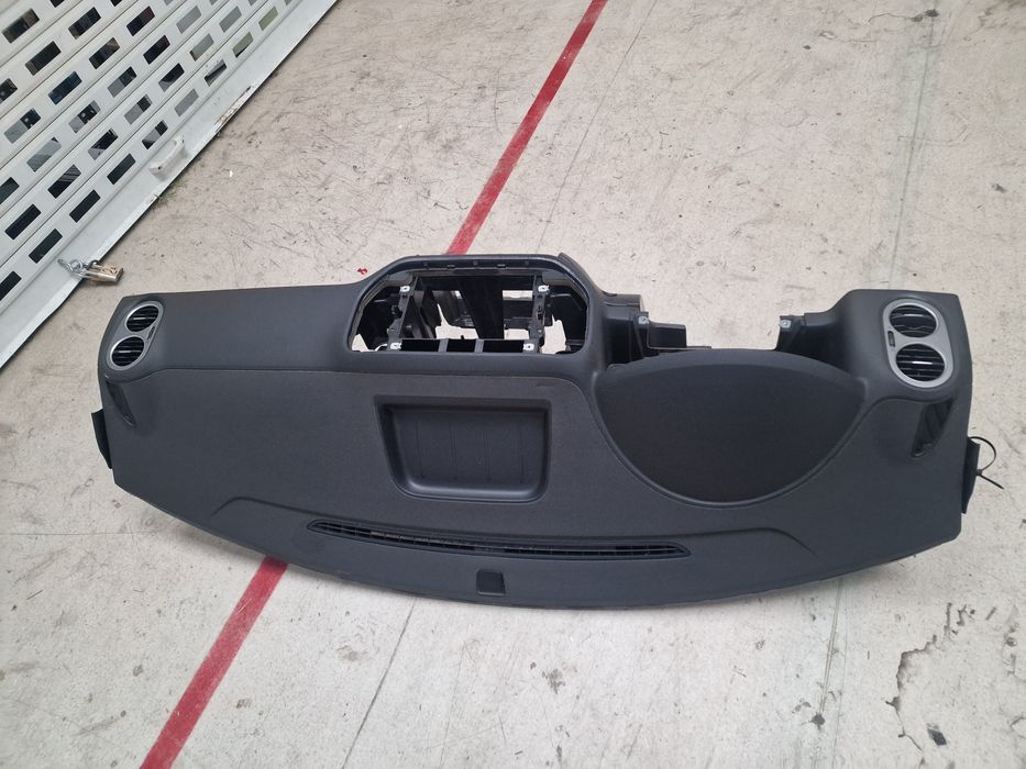 Plansa bord Volkswagen Tiguan