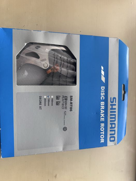 Disc Shimano SM RT86 6 bolts 180 mm