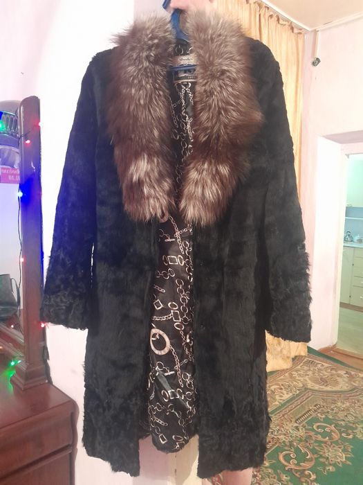 Продается отличная Шуба