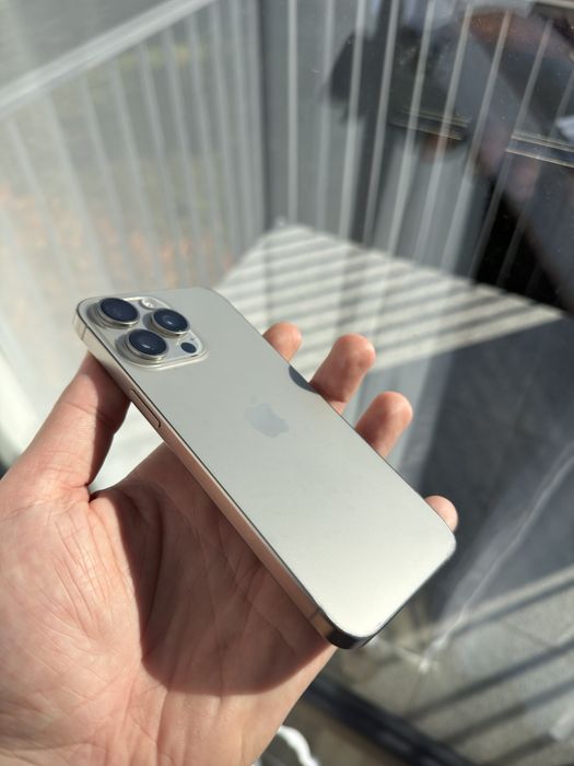 Vand iPhone 15 pro max Titanium 256gb Excelent! 91% bat. vezi detalii