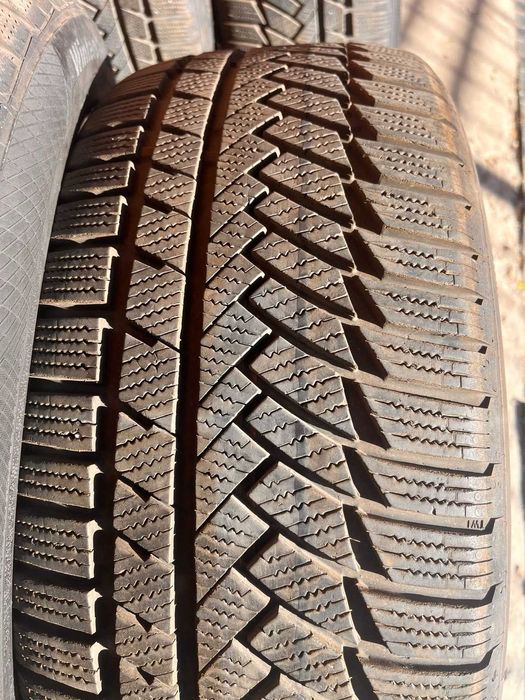 Зимни Гуми 245/45 R18 Continental Wintercontact TS850P / Dot 4019/ 8мм