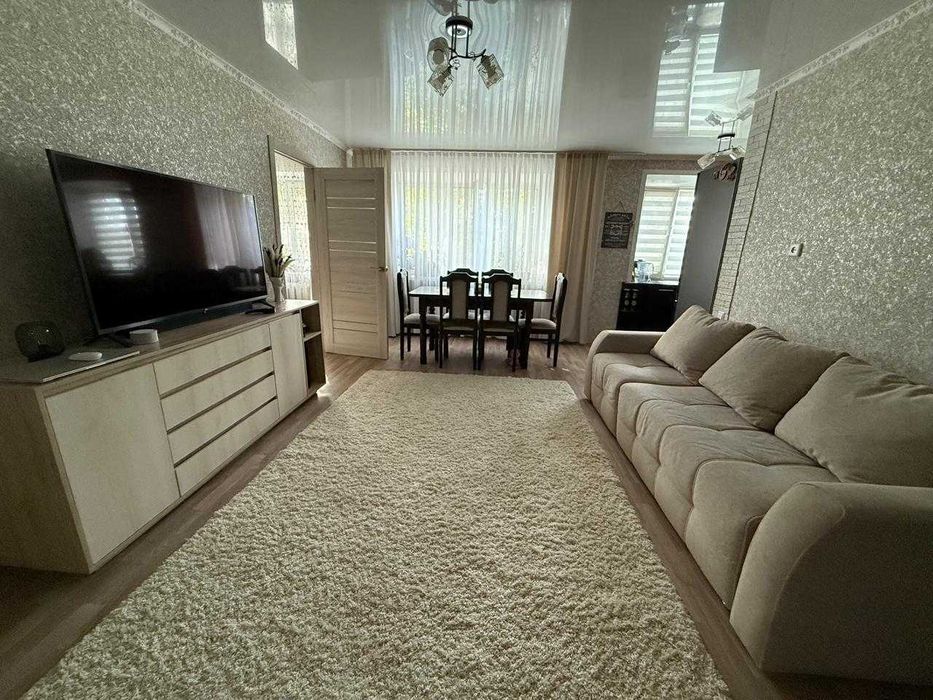 Продам 2х комнатную квартиру, Павлова 11