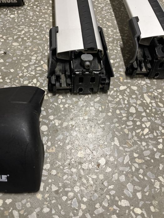 Thule WingBar Edge 959X & Thule kit 184060