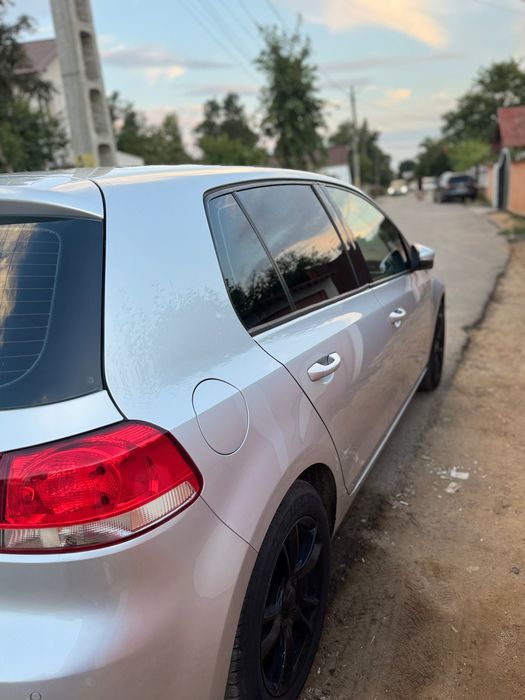 Vând golf 6 2010