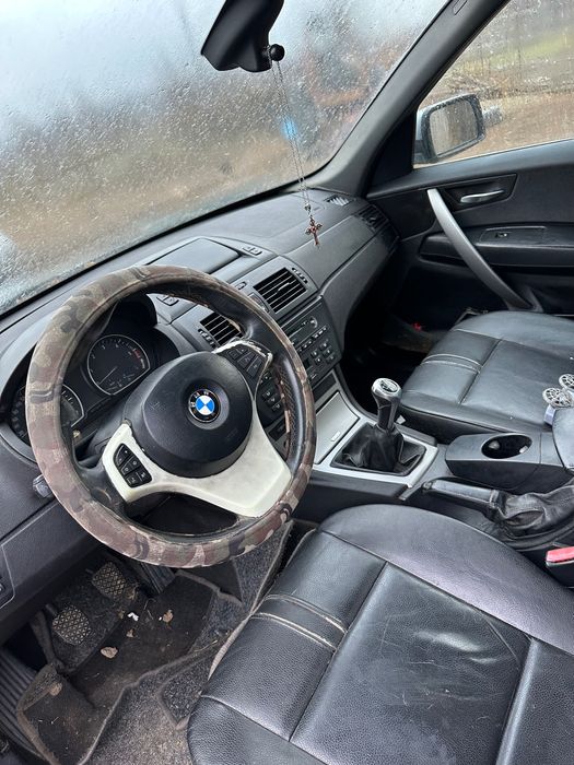 Dezmembrez bmw x3 motor 3d