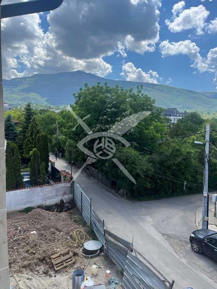 Продава се Тристаен апартамент в София, Кръстова вада - 92 кв.м за 2403 €/кв.м - Снимка #2