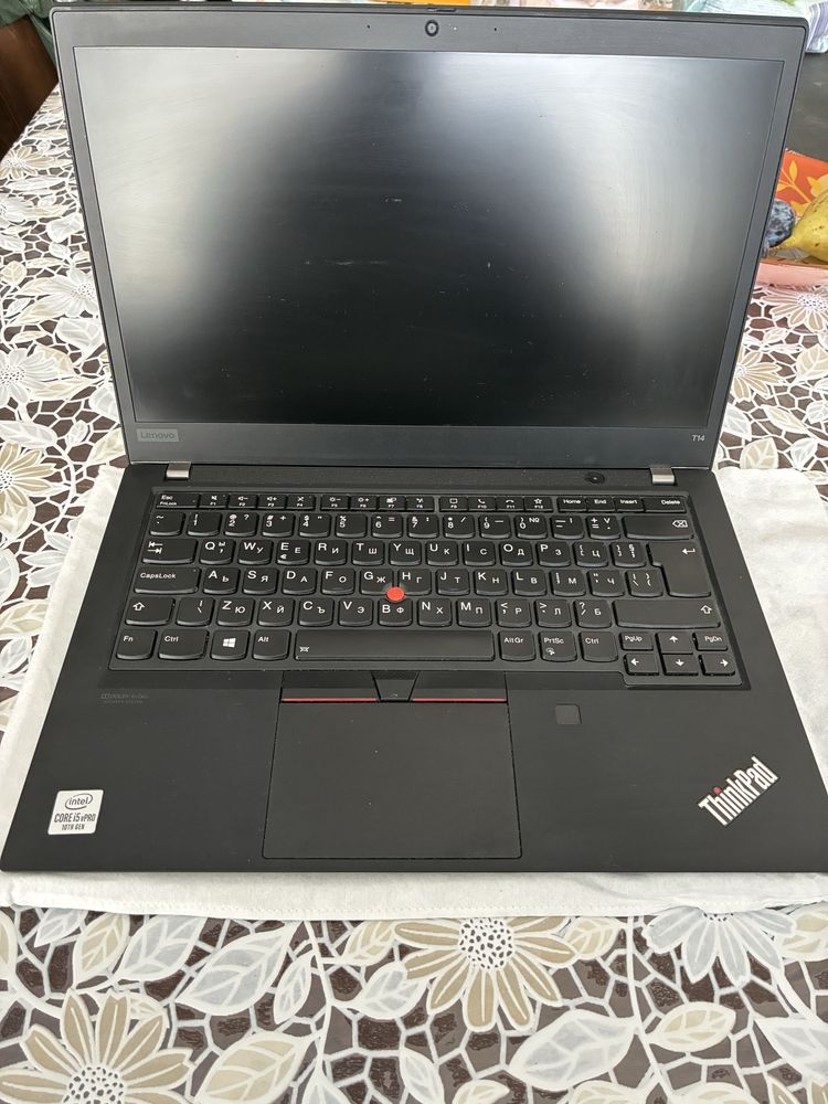 Лаптоп Lenovo T14 Gen1