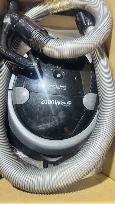 Пылесос сотилади samsung 2000W