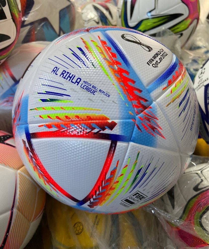Футбольный мяч Adidas Al Rihla Qatar 2022