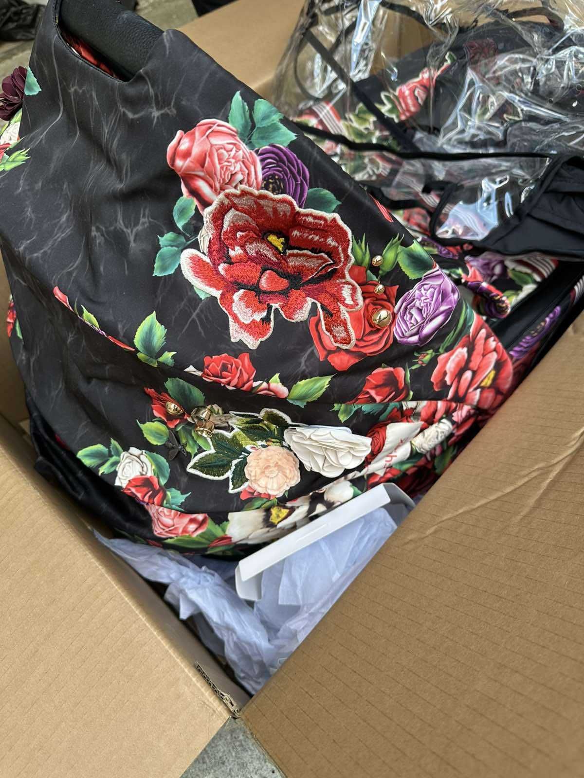 Кош за новородено Cybex Priam 4 /e-PRIAM Lux Spring Blossom Dark