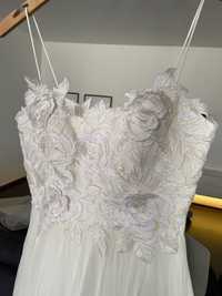 Vând rochie mireasa ASOS nepurtată cu eticheta