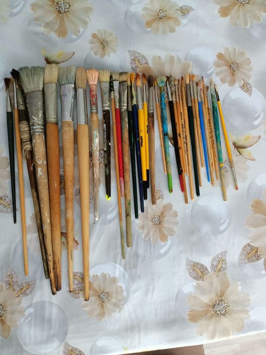 Продам художественные кисти натуральная щетина