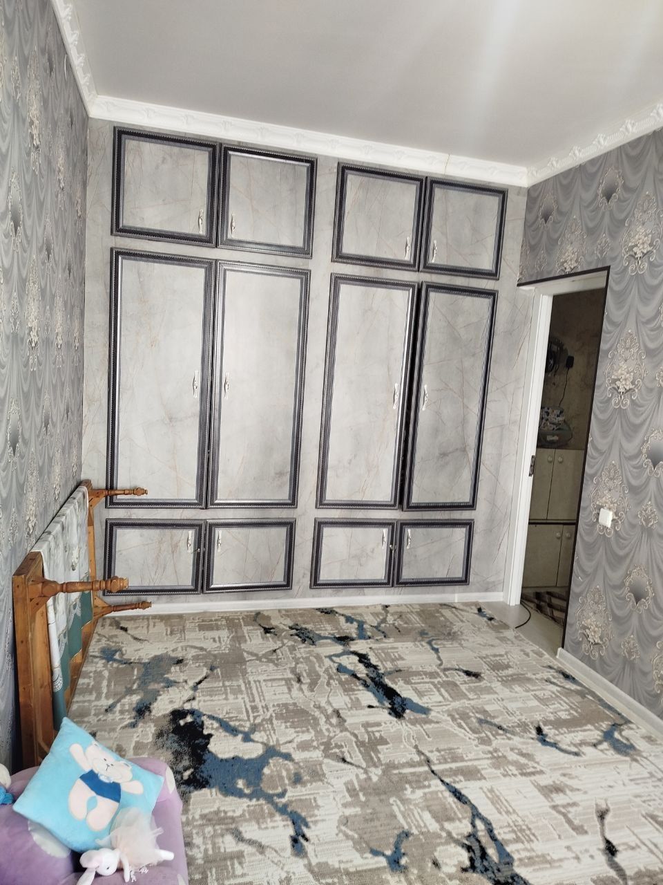 Срочно продаётся квартира в Яшнабадском районе  2/2/5